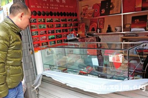 梦见店铺被盗