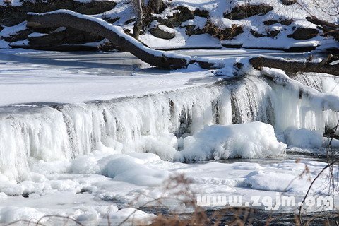 梦见积雪